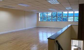 Imagem 2: Galpão/Depósito/Armazém para aluguel possui 800 m², 950 m² de área construída, com 3 vagas