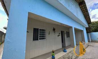 Imagem 4: CASA COM PISCINA, 3 QUARTOS, QUINTAL e 3 VAGAS NA GARAGEM