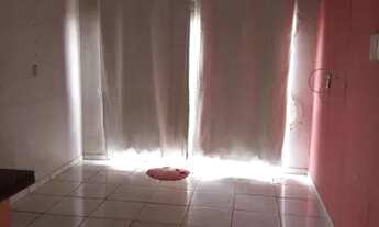 Imagem 6: Lote com duas casas, em Goiânia. 120 mil