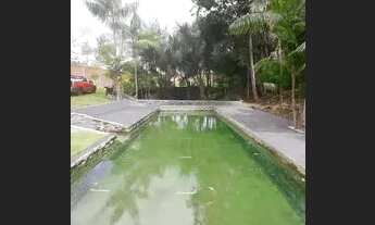 Imagem 4: Vendo piscina natural com olho d'água