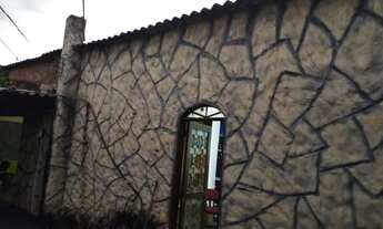 Imagem 6: Vendo salão com casa