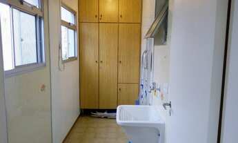 Imagem 7: Apartamento para venda possui 74 metros quadrados com 2 quartos em Enseada - Guarujá - SP