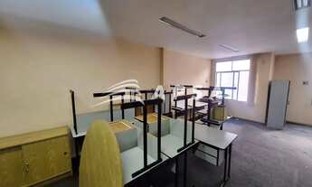 Imagem 7: NO CORAÇÃO VIBRANTE DE COPACABANA, A POUCOS PASSOS DA ICÔNICA PRAIA, ENCONTRA-SE UM EXCELE