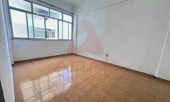 Imagem 2: Imóvel para venda tem 40 metros quadrados com 1 quarto em Centro - Rio de Janeiro - RJ