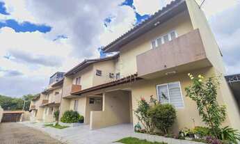 Imagem: Sobrado mobiliado (porteira fechada) no