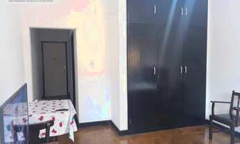 Imagem 2: Studio amplo, mobiliado, com eletrodomésticos, no Centro, próximo ao Metrô Anhangabaú e Re