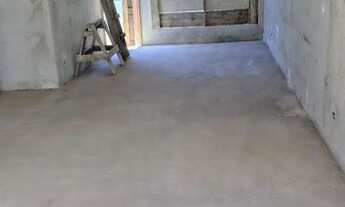 Imagem 3: Terreno com construção inacabado para sobrado