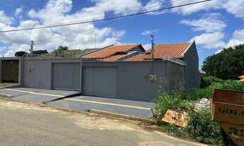 Imagem: Ágio Ágio de casa Casa de Rua com 2 Quarto(s)