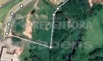 Imagem: Área Comercial em frente ao Trevo de Bady