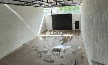 Imagem 6: Galpão disponível no bairro Tabajaras em Uberlândia-MG