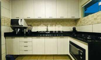 Imagem 7: Casa com 04 dormitórios sendo 01 suíte e 04 vagas de garagem Bom Retiro Matinhos