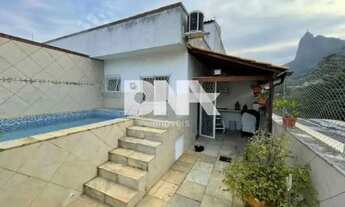 Imagem: Vendo exelente cobertura com piscina e churrasqueira