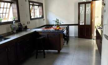 Imagem 7: Casa no Centro de Jacareí, com 5 dormitórios sendo 2 suítes