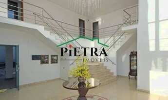 Imagem: Casa com 5 Quartos e 6 banheiros para Alugar