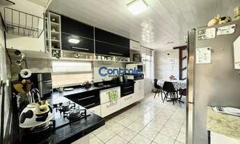 Imagem 5: Casa c/5 dormitórios (1 suíte), edícula e com piscina, no Bela Vista - São José