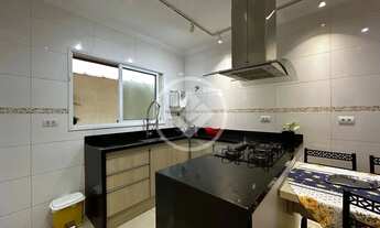 Imagem 7: Casa sobreposta de 03 dormitórios (01 suíte), 95 m²,próximo à praia das Astúrias com pisci