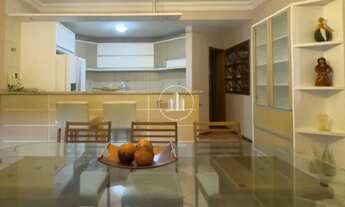 Imagem 3: Casa com 5 quartos, 3 vagas e 307.97m²