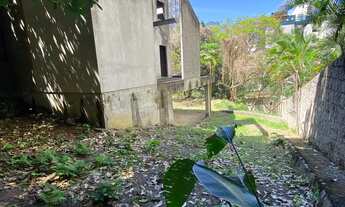 Imagem: Terreno com Edificação