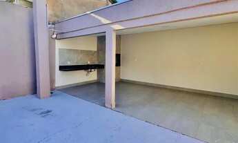 Imagem 2: Vendo casa em Flores com Piscina prox ao Éden Pousada, bem localizada!! Aceito proposta