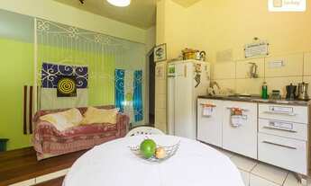 Imagem 2: Casa com 700m² e 10 quartos