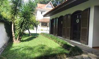 Imagem 3: Casa com piscina no Seminário