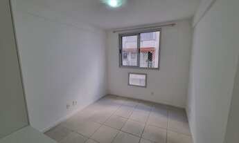 Imagem 4: Apartamento com 2 quartos na Praça Seca - Rio de Janeiro - RJ