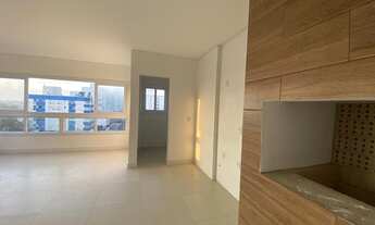 Imagem 2: 3 quartos novo de esquina! Ótima localização ao lado da Praça Flávio Boianovisky!