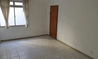 Imagem 2: SALA COMERCIAL Galpão / depósito com aluguel por R$700 /mês