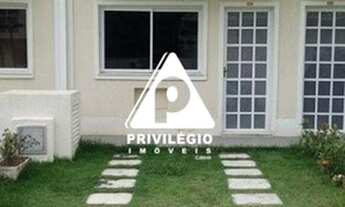 Imagem: Casa em Condomínio à venda, 2 quartos