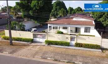 Imagem: Linda casa com piscina no canarã