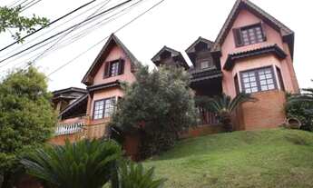 Imagem: Casa de 286 metros quadrados no bairro Aruã