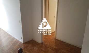 Imagem 4: 2 quartos, dependência Rua Sorocaba em Botafogo!!!