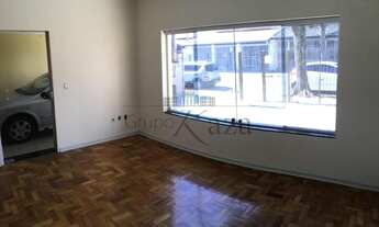 Imagem 2: Casa com Edícula - Bosque dos Eucaliptos - 3 Dormitórios - 250m²