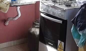 Imagem: Aluga se quarto com moveis