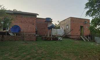 Imagem 2: Vendo 2 casa no mesmo terreno aonde tem 2 ponto comercial também