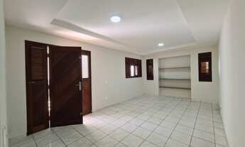 Imagem 4: Casa para venda possui 105 metros quadrados com 3 quartos