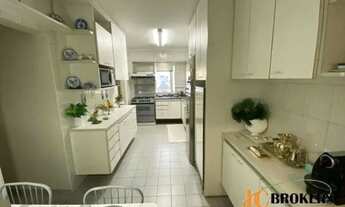 Imagem 7: Apartamento com 170 m² de área útil, 4 Dormitórios sendo 4 suítes, 4 Vagas