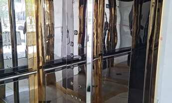 Imagem 1: Cabine de elevador