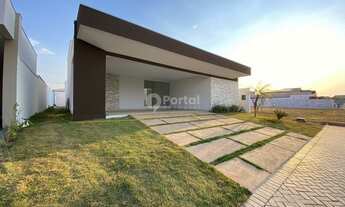 Imagem 1: Casa de condomínio térrea para venda possui 170 metros quadrados com 3 quartos