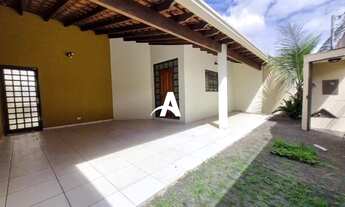 Imagem: Casa à venda, 3 quartos, 1 suíte, 2 vagas