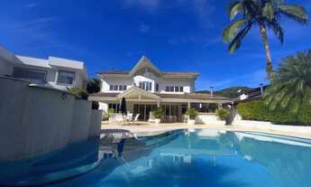 Imagem 2: Casa de condomínio para aluguel e venda com 335 metros quadrados com 5 quartos