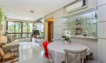 Imagem: Apartamento com 2 Dormitorio(s) localizado(a)