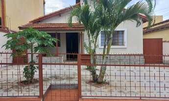 Imagem: CASA TÉRREA À VENDA EM VALINHOS/SP