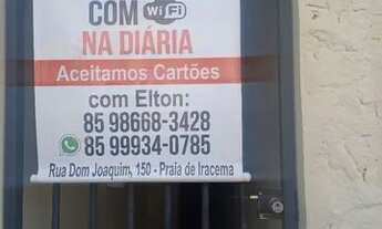 Imagem: Alugam-se suítes mobiliadas somente na