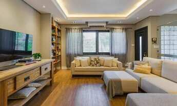 Imagem: Casa com 3 Suítes, Piscina e Lazer Completo