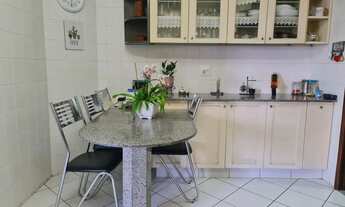 Imagem 4: Apto 3 dorm, 1 suíte, rua União, cozinha planejada, varanda, sol da manhã, 2 vagas