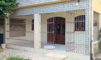 Imagem: VENDO OU ALUGO CASA Á 700M DO MAR, 5Q SENDO