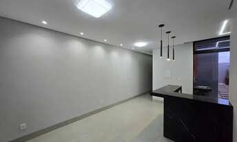 Imagem 14: Casa diferenciada no Delfino Magalhães linda