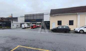 Imagem 2: Sala de loja Composta por 01 sala, mezanino e 02 lavabos sendo 01 para PCD