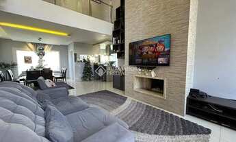 Imagem 3: Casa moderna com 3 suítes, 2 escritórios e excelente padrão construtivo